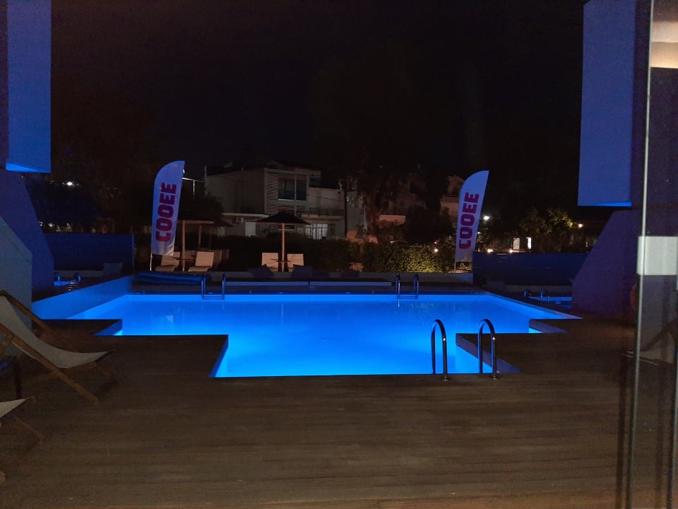 Pool Harmony Boutique Resort