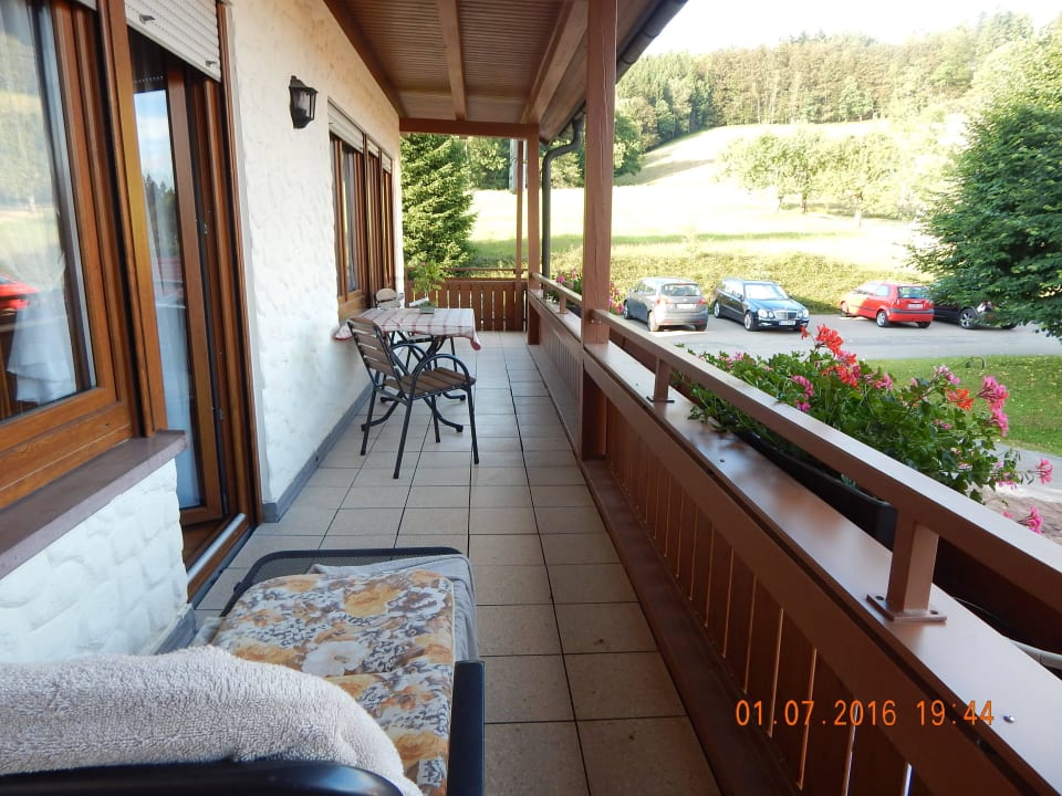 Der riesige Balkon Hotel zum Breitenberg