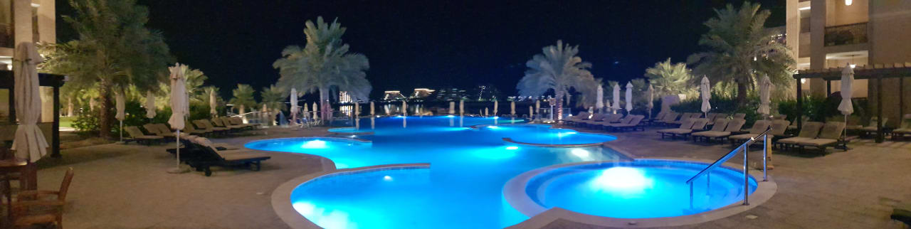 Pool DoubleTree by Hilton Resort & Spa Marjan Island