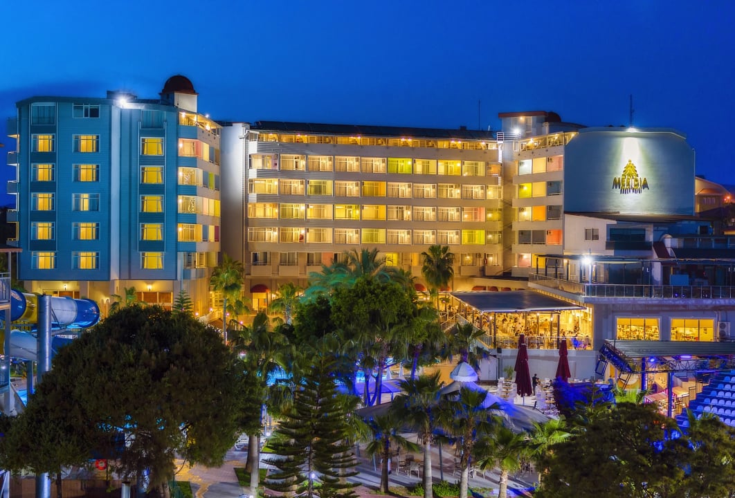 Außenansicht Mira Meridia Beach Hotel