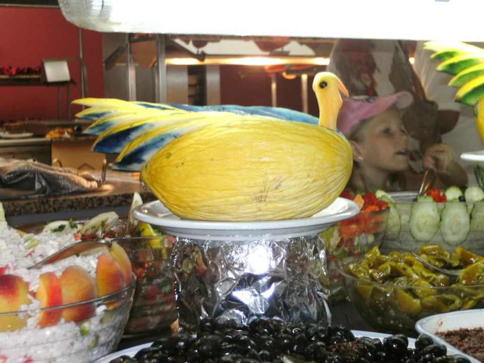 Deko am Salatbüffet Omar Khayam Resort & Aquapark