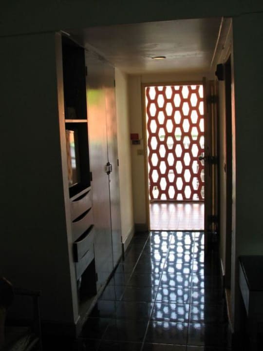 Zimmer. Basaya Beach Hotel & Resort