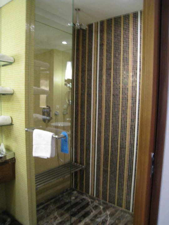 Dusche Radisson Blu Style Hotel