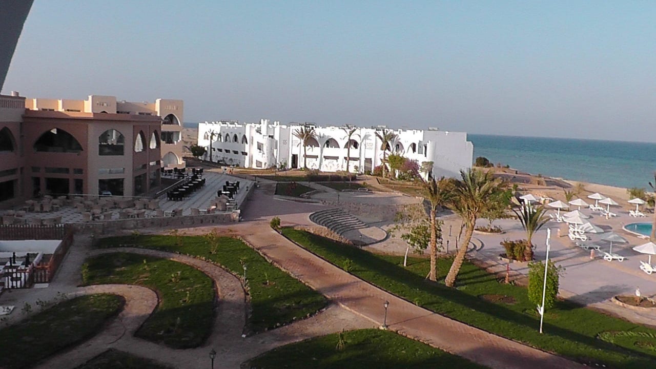 Ausblick vom Balkon Three Corners Equinox Beach Resort