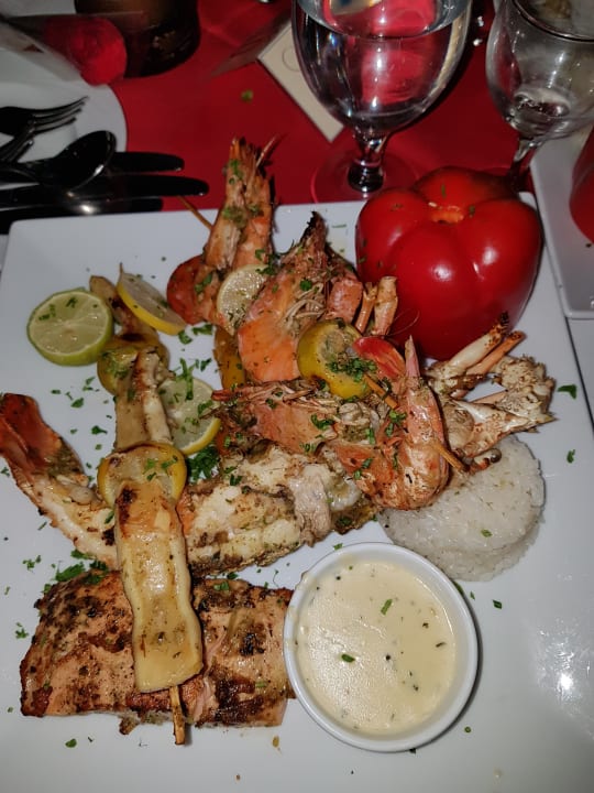 Gastro Three Corners Fayrouz Plaza Beach Resort