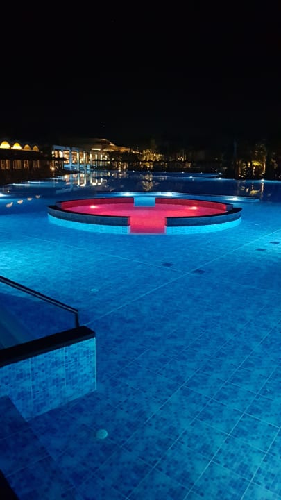 Pool Blue Lagoon Resort