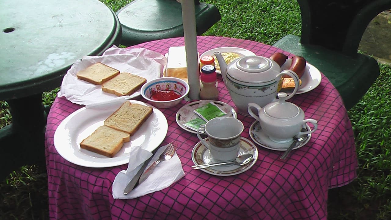 Frühstück Guesthouse Green Garden