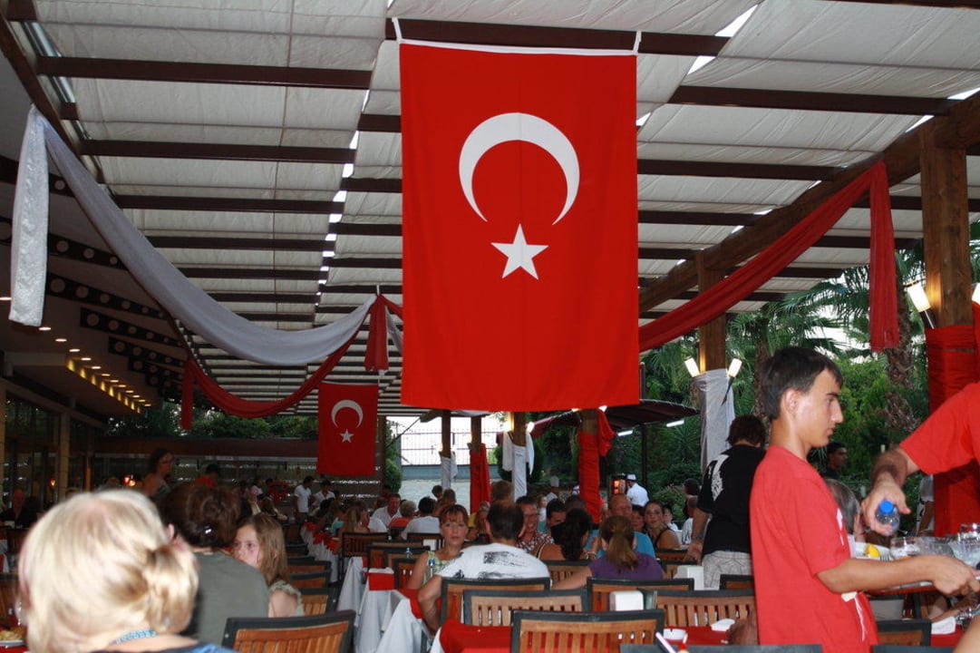 Türkischer Abend Speisesaal im freien Hane Family Resort