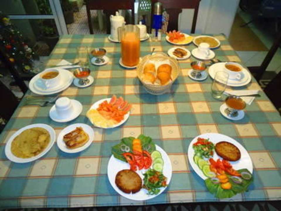 Restaurant for Dinner and Breakfast in Santa Clara Hostel Familia Sarmiento
