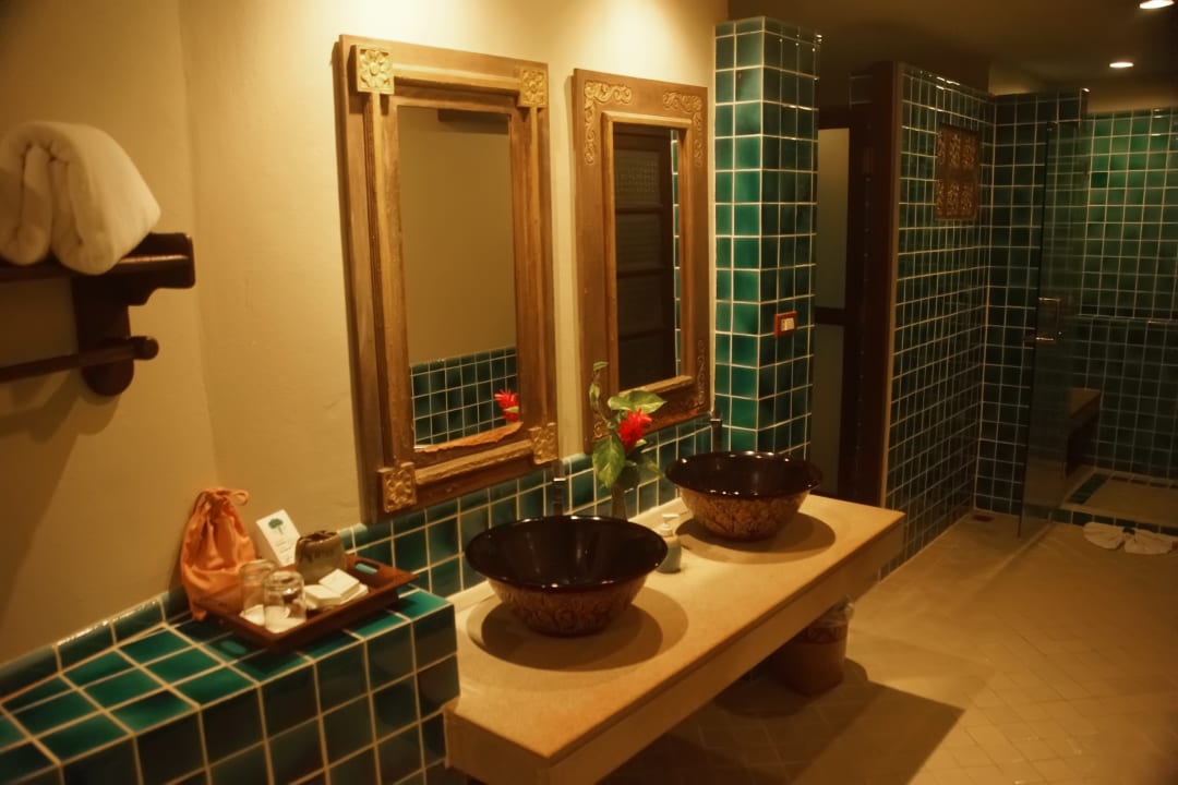 Zimmer The Fair House Beach Resort