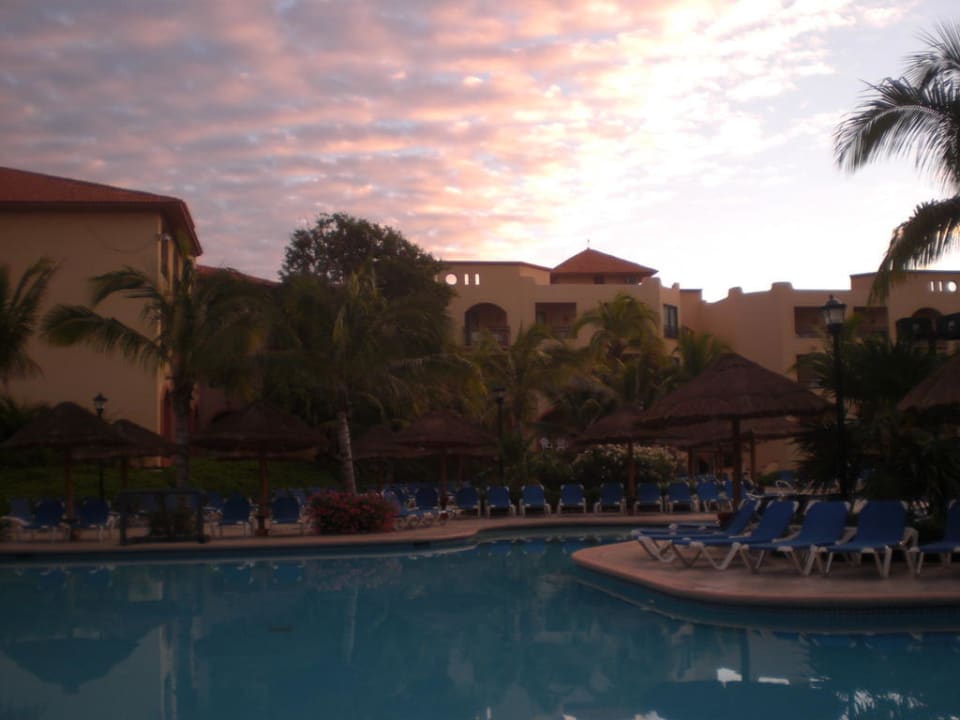 Großer Pool Sandos Playacar Beach Resort