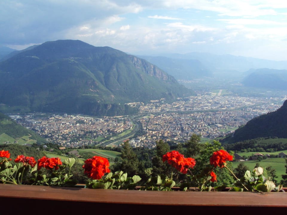 Blick auf Bozen Hotel Belvedere