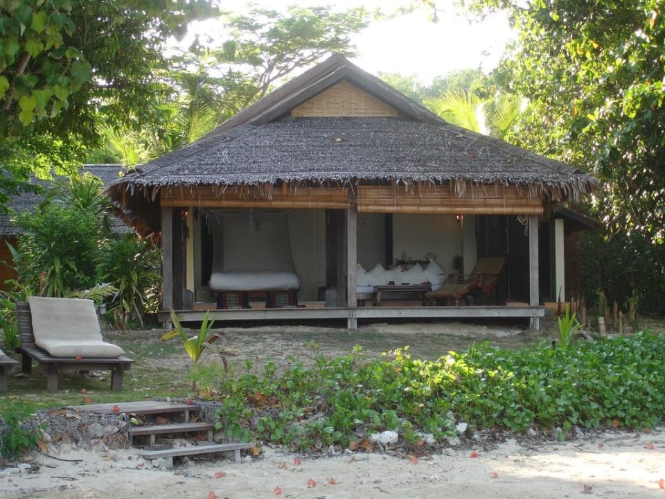 Bungalow vom Meer aus Hotel Koyao Island Resort