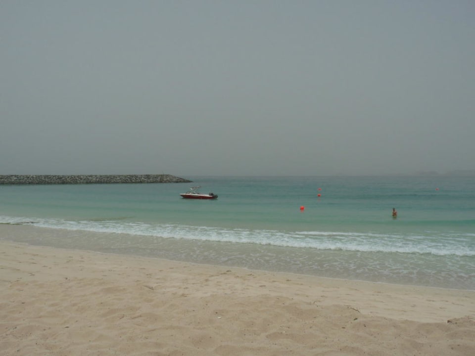 Privater Strand des Hotels Sheraton Jumeirah Beach Resort
