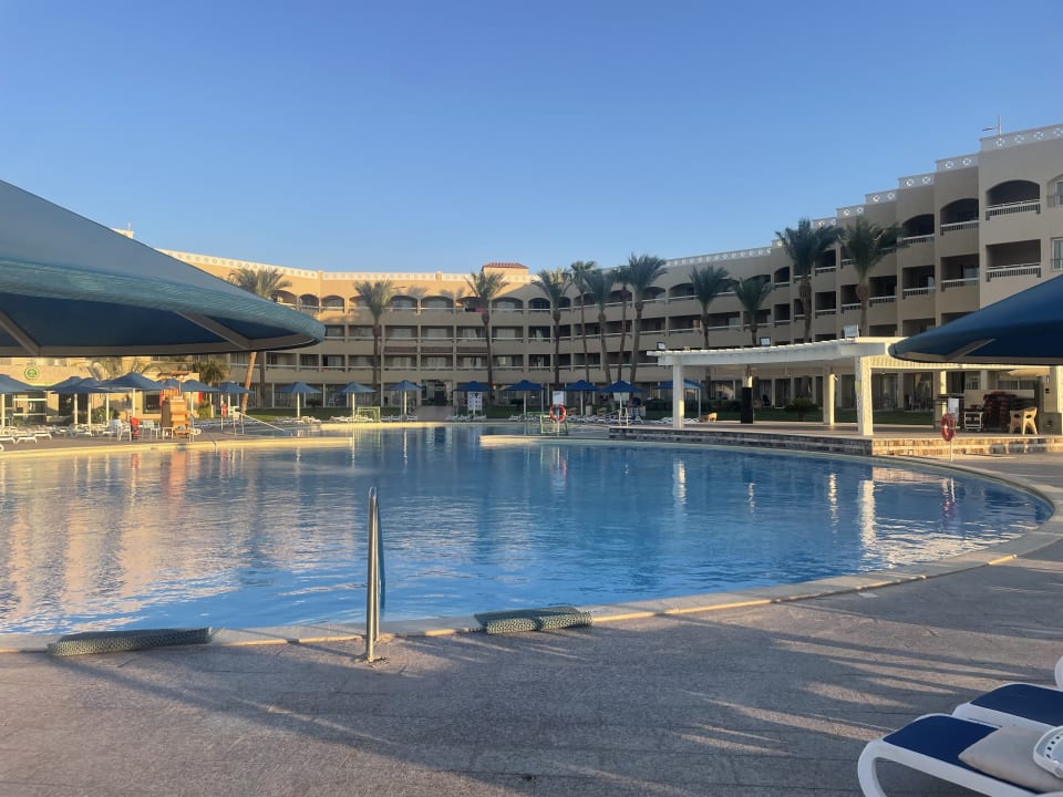 Pool Beach Albatros Resort