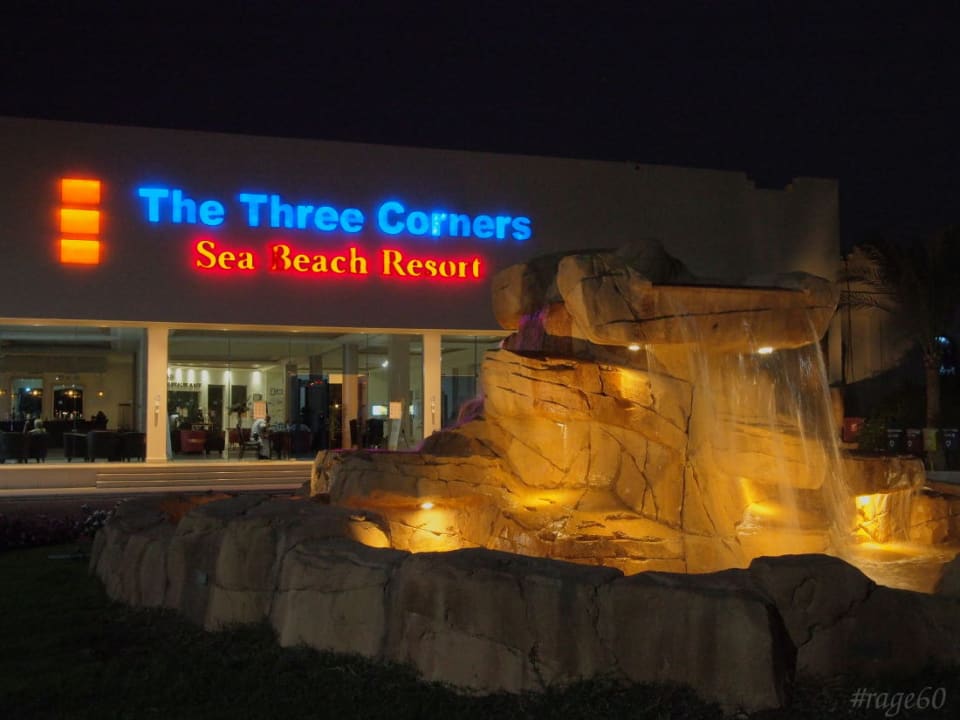 Außenansicht Three Corners Sea Beach Resort