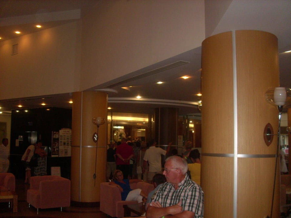 Volle Lobby Seher Kumköy Star Resort & Spa