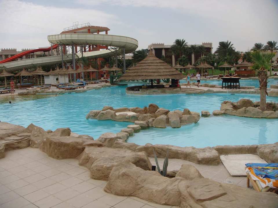 Poolanlage Beach Albatros Resort