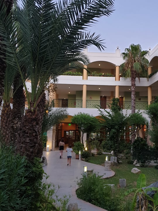 Gartenanlage Atrium Palace Thalasso Spa Resort & Villas