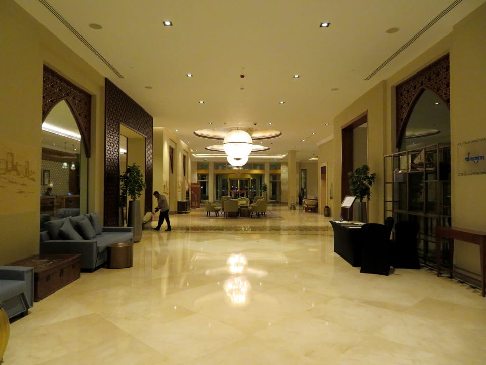 Lobby DoubleTree by Hilton Resort & Spa Marjan Island
