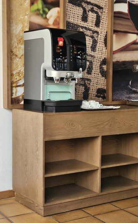 Gastro Hotel THB Tropical Island