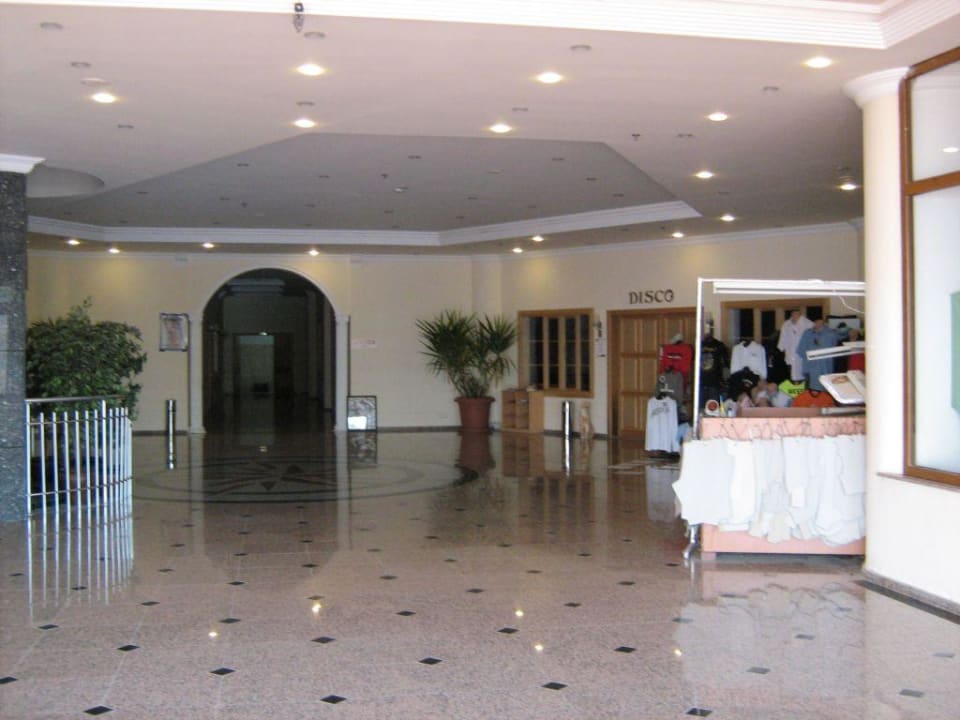 Geschäfte Hane Family Resort