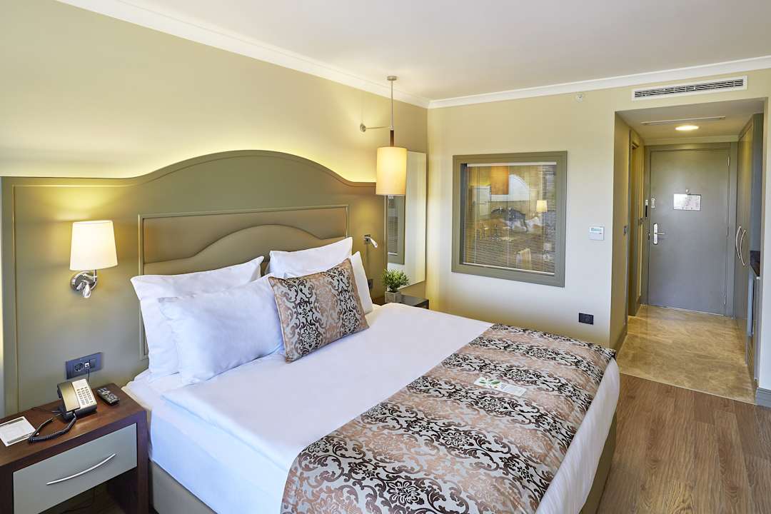 Zimmer Ramada Resort by Wyndham Kazdaglari Thermal and Spa