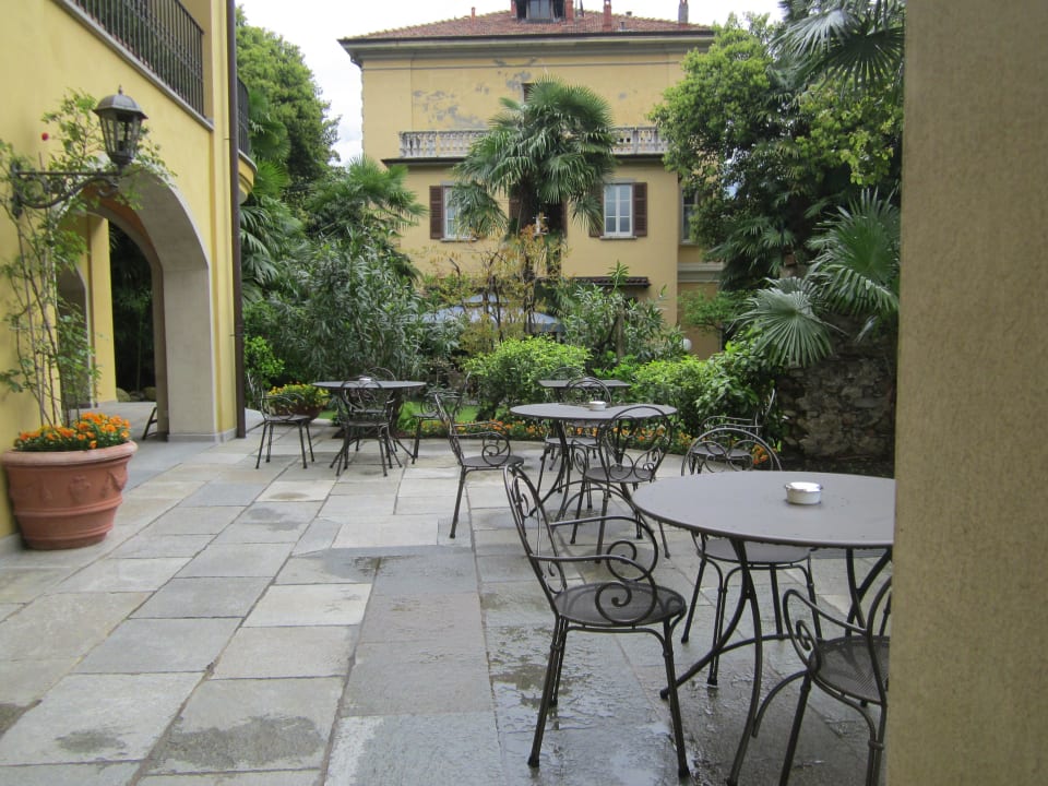 Blick zur alten Villa  Villa Palmira