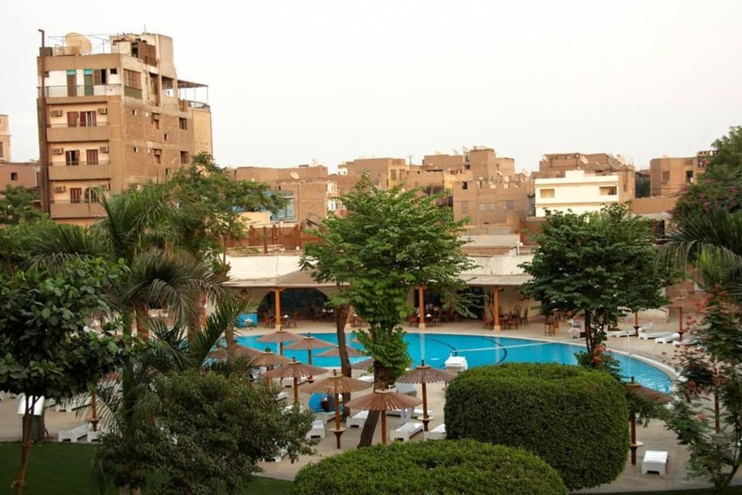 Blick vom Balkon Hotel Mercure Luxor