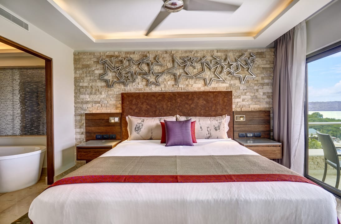 Zimmer Planet Hollywood Costa Rica by Royalton, An Autograph Collection All-Inclusive Resort