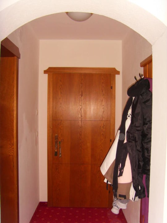 Eingang Zimmer Hotel Persal