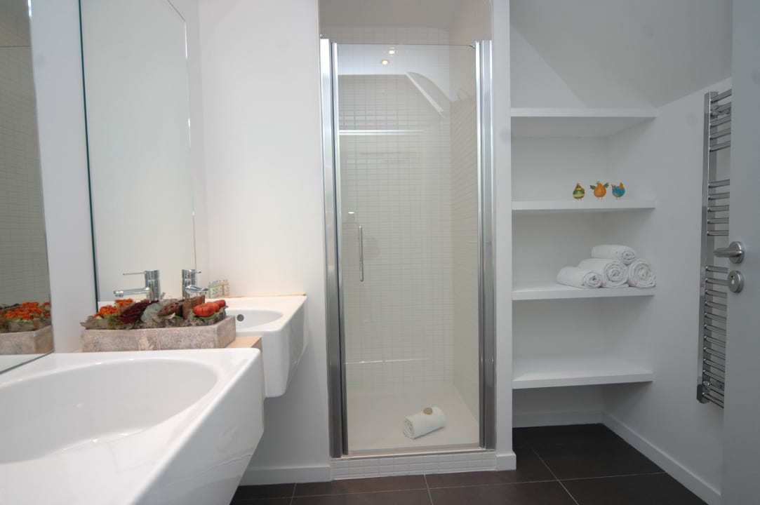 Bathroom Hotel La Croix Blanche Hotel La Croix Blanche Fontevraud