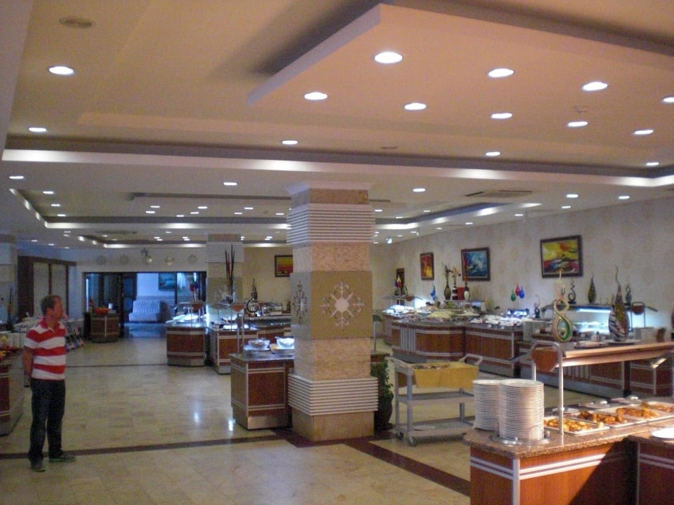 Speisesaal früh Morgens Selectum Family Comfort Side