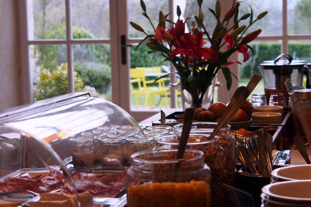 Au petit déjeuner Hotel Le Moulin Du Château