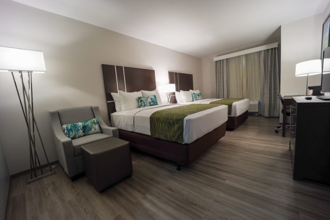 Zimmer Comfort Inn & Suites Tobago