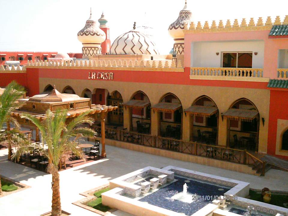 Italiener Pickalbatros Alf Leila Wa Leila Resort - Neverland Hurghada