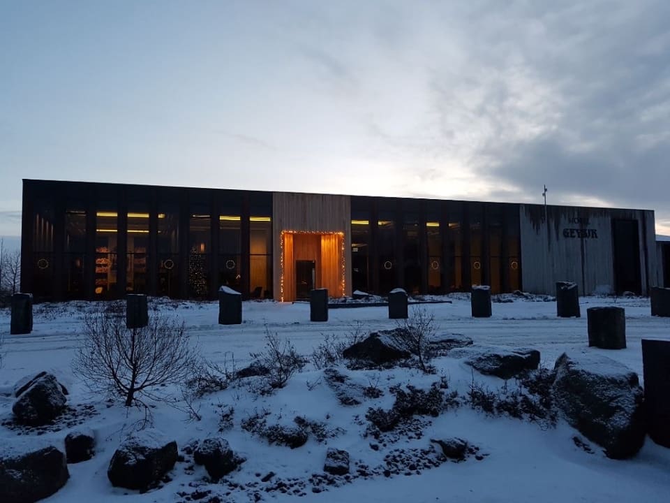 Außenansicht Hotel Geysir