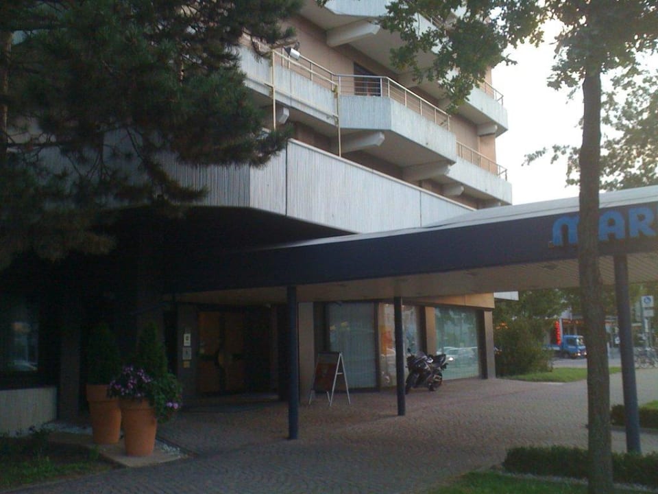 Eingangsbereich Maritim Hotel Darmstadt