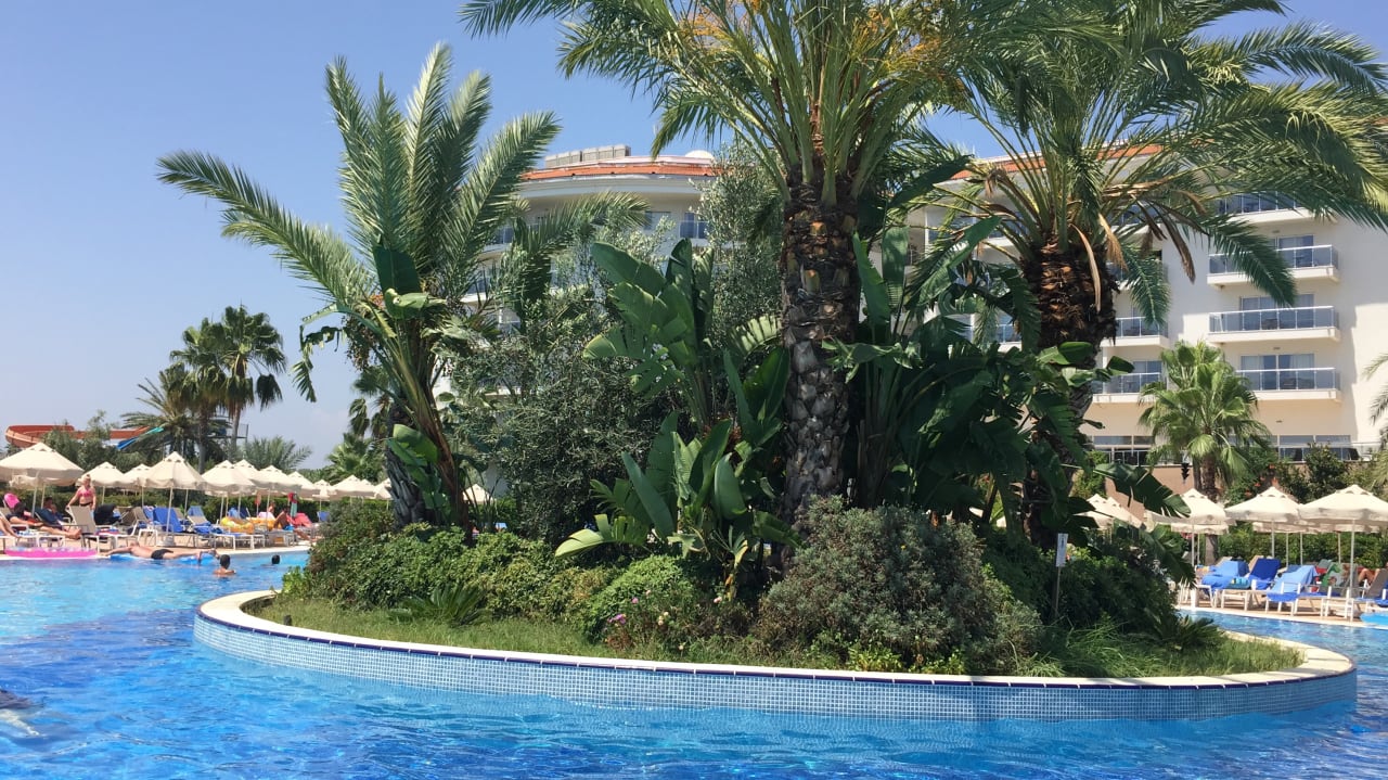 Pool Seaden Sea World Resort & Spa