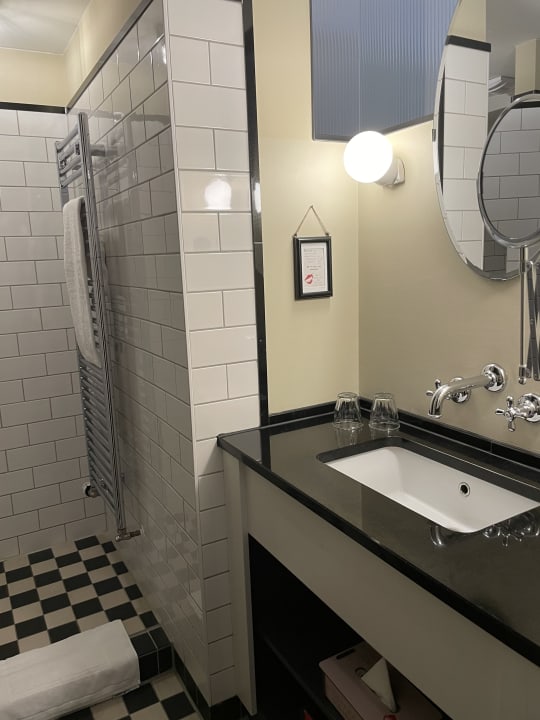 Zimmer Henri Hotel Hamburg Downtown