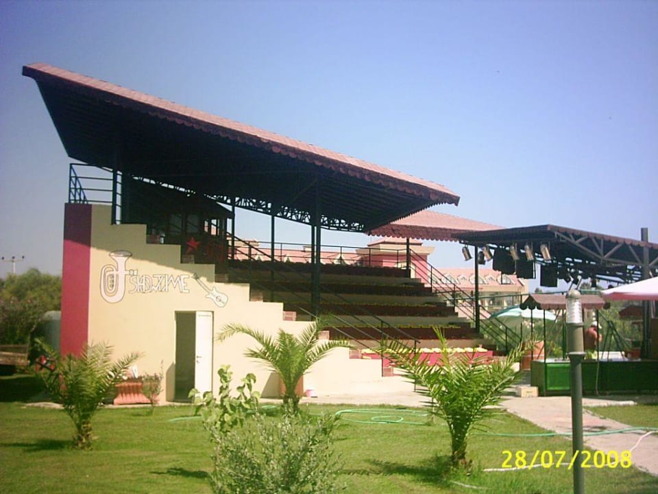 Blick zum Amphitheater Hotel Orfeus Park