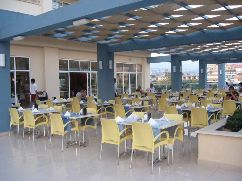 Jadalnia na tarasie Solivia Hotel