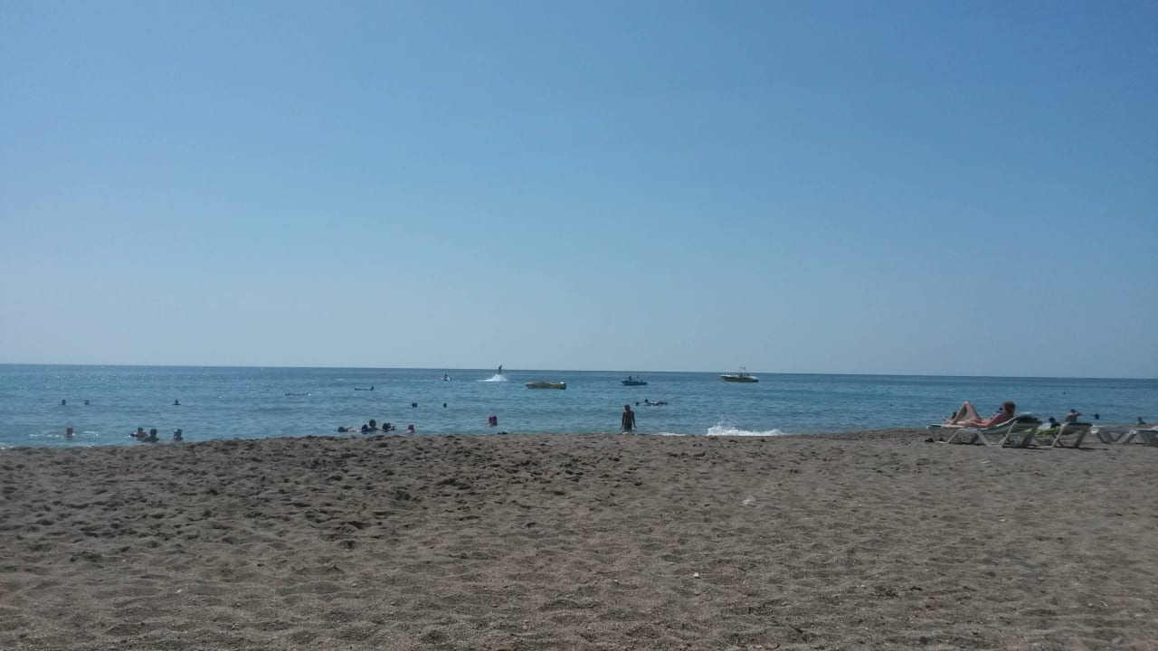 Sand sehr heiss Opia Hotel