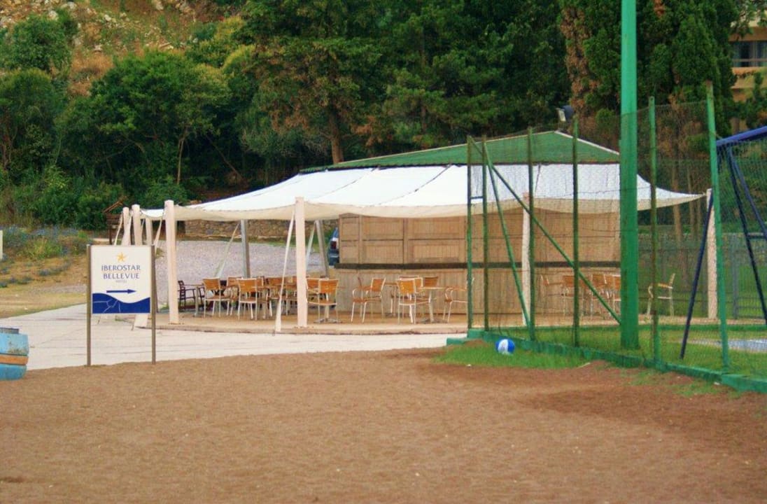 Bar na plazy Iberostar Waves Bellevue