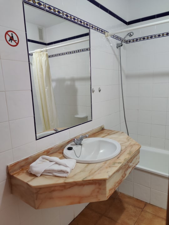 Zimmer Apartamentos Oasis San Antonio