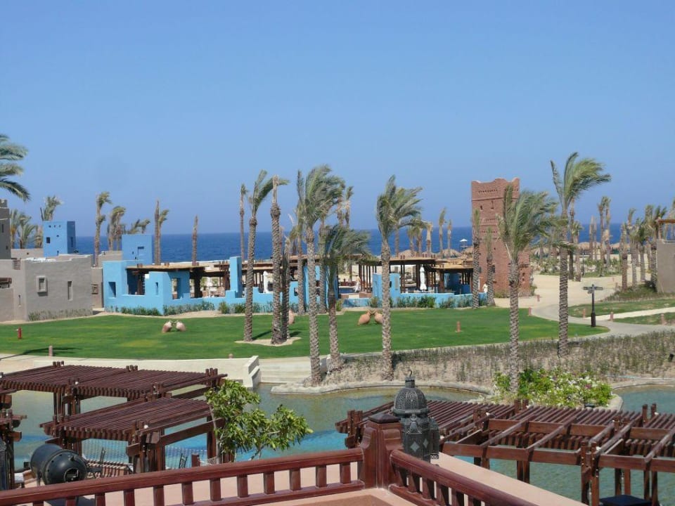 Ausblick zum Cardamom Strandrestaurant Pickalbatros Sands Hotel - Port Ghalib