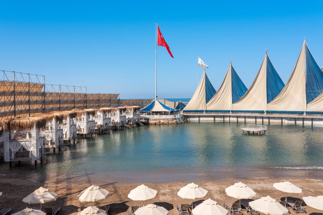 Ausblick Adin Resort Hotel