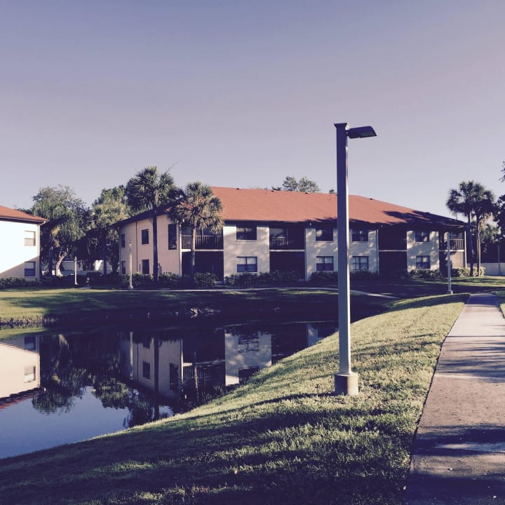 Aussenanlage Hotel Shorewalk Vacation Villas