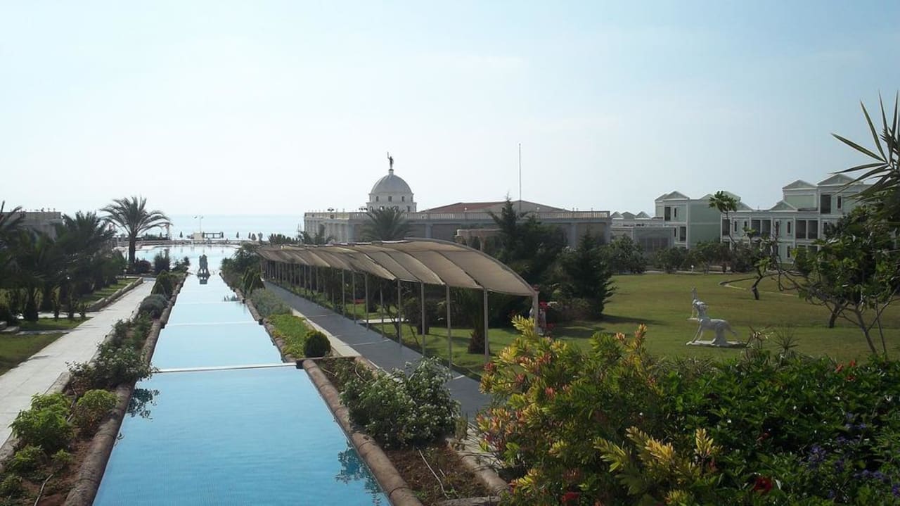 Weg durch die Anlage Kaya Artemis Resort