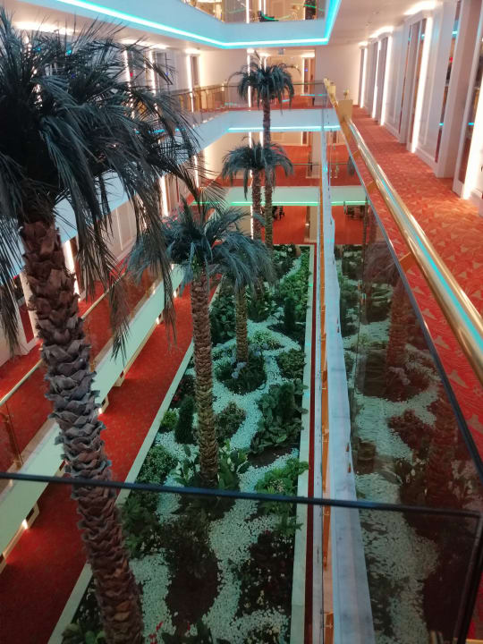 Sonstiges Azura Deluxe Resort & Spa Hotel